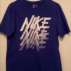 Nike t shirt